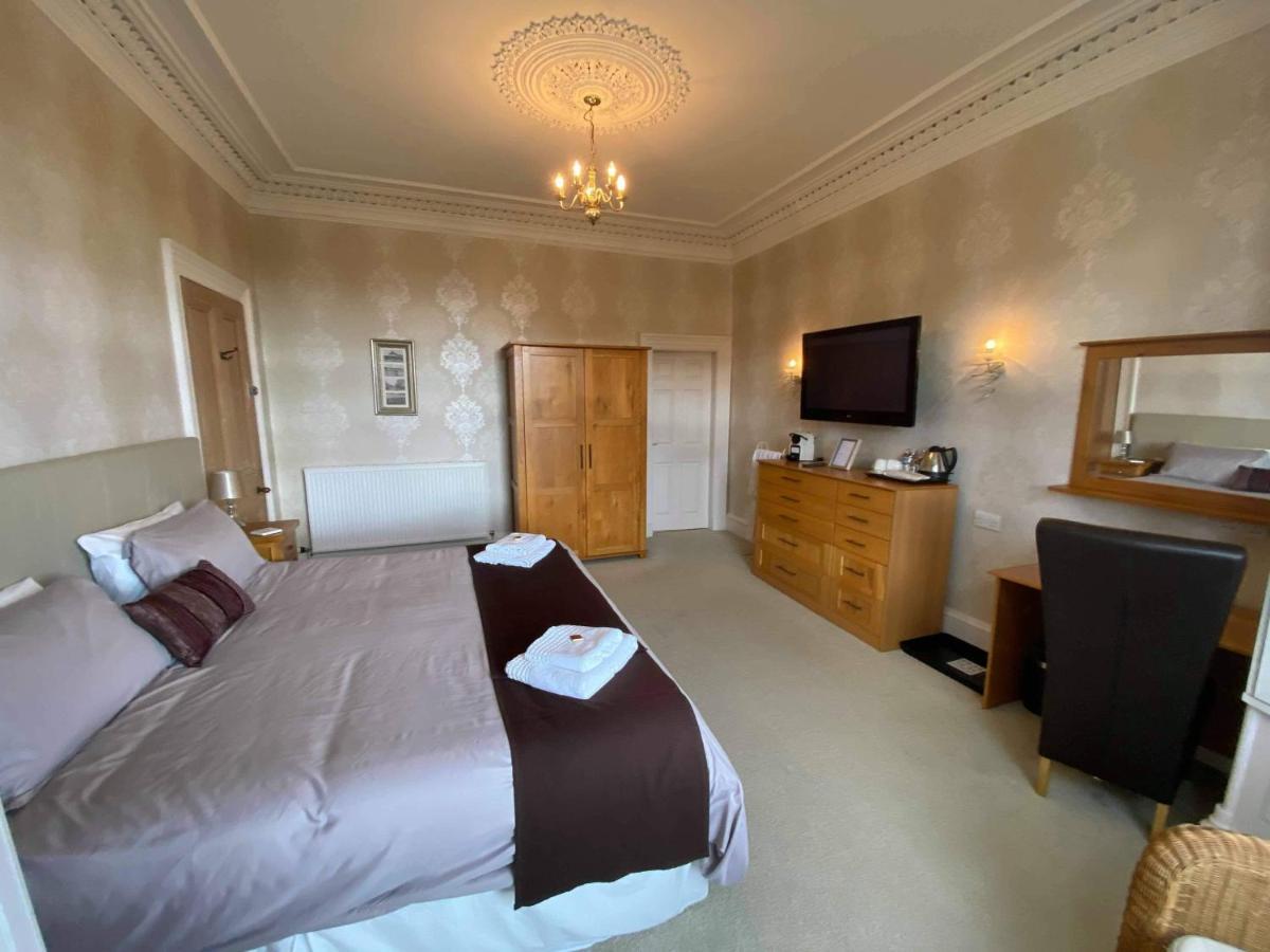 Bed and Breakfast Park House Карнусти Экстерьер фото